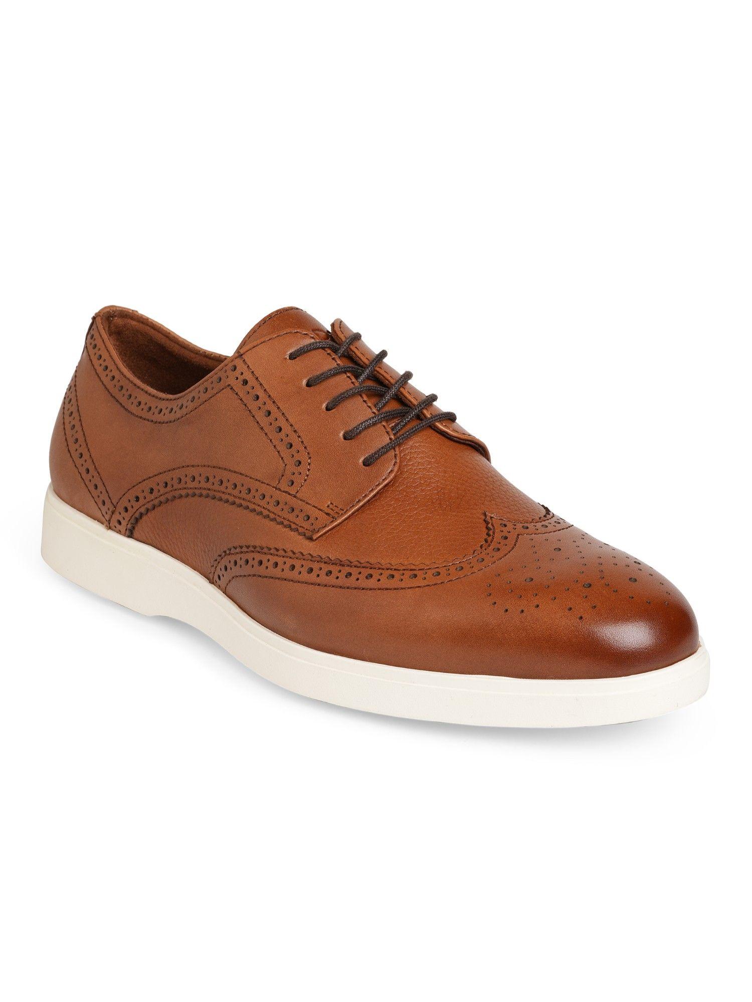 men lace up brown casual shoes