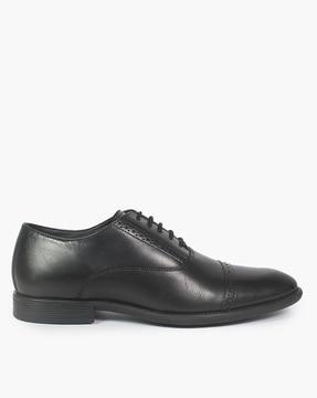 men lace-up oxford shoes