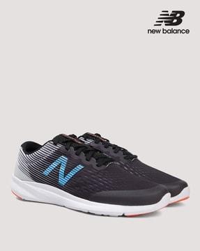 men lace-up running shoes