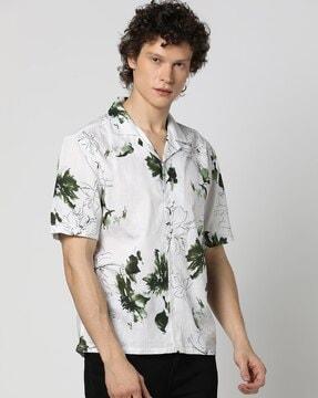 men leaf print loose fit shirt