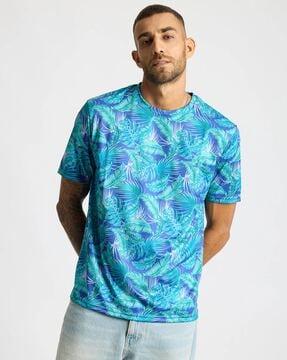 men leaf print regular fit crew-neck t-shirt