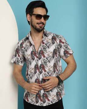 men leaf print regular fit shirt