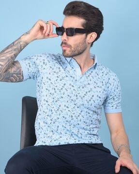 men leaf print slim fit polo t-shirt with patch pocket