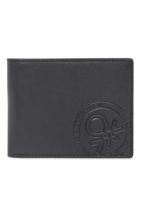 men leather solid casual wear bi fold wallet - black