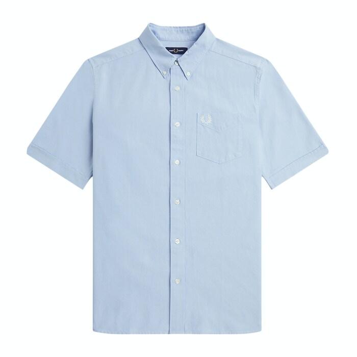 men light blue chest pocket half-sleeved shirt