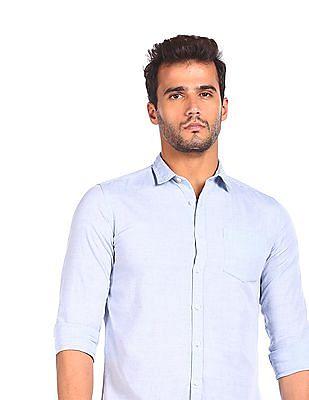 men light blue solid spread collar casual shirt