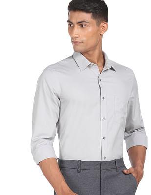 men light grey cutaway collar solid cotton formal shirt