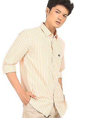 men light orange and off white spread collar striped casual shirt