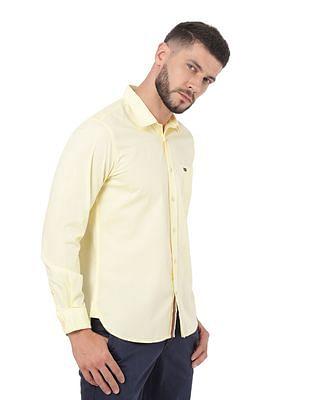 men light yellow slim fit solid casual shirt