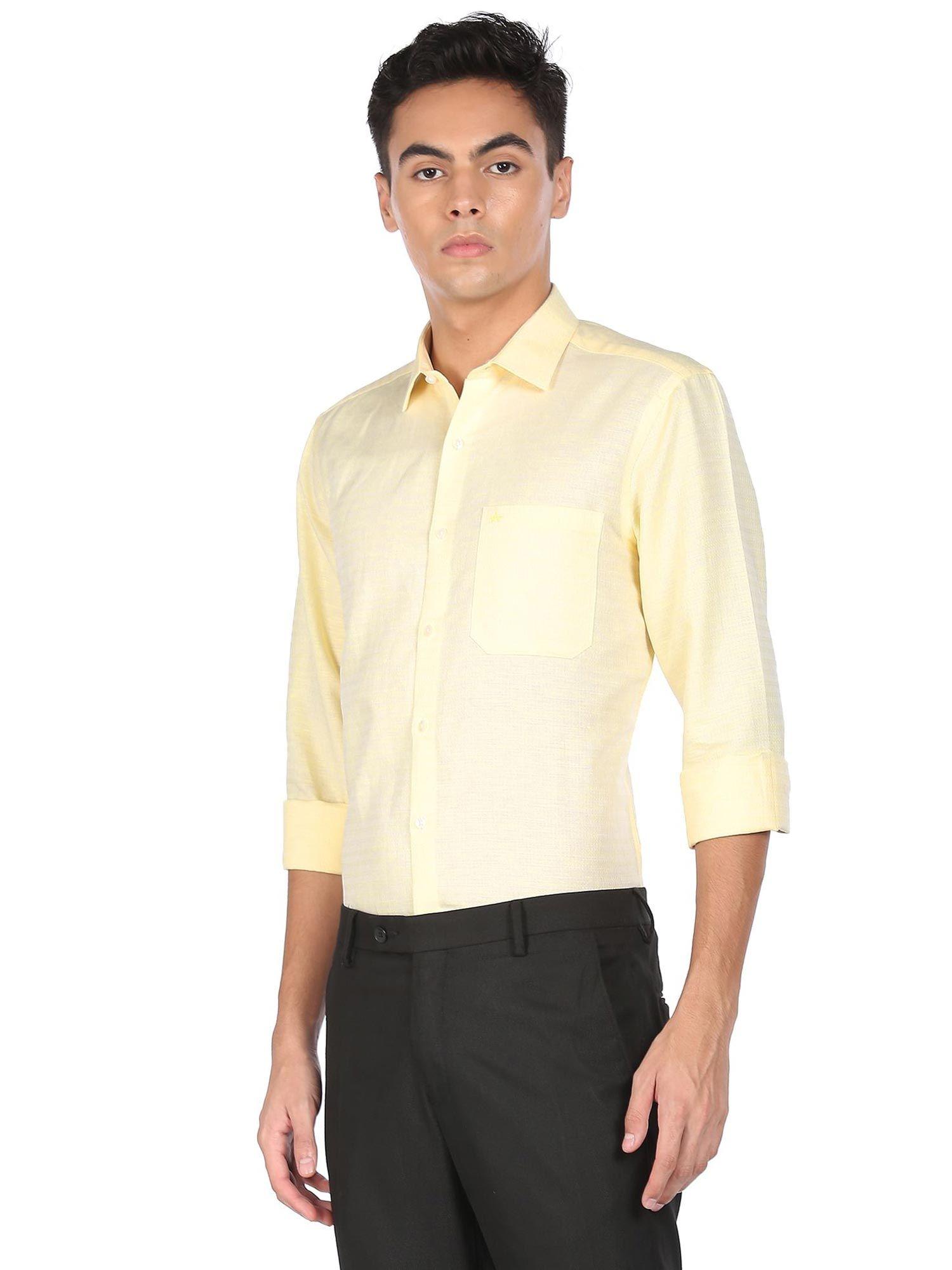 men light yellow spread collar textured formal shirt