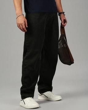 men lightly washed low-rise relaxed fit jeans