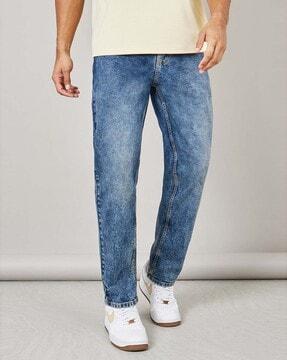 men lightly-washed relaxed fit jeans