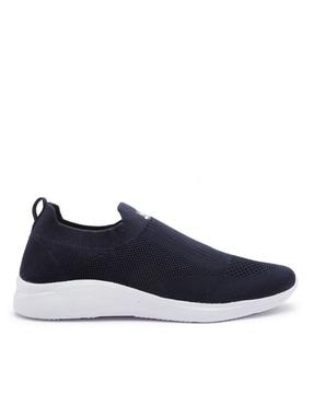 men lightweight slip-on casual shoes