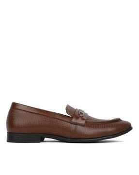 men loafers with metal accent