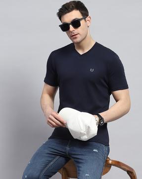 men logo embroidered regular fit v-neck t-shirt