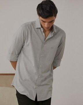 men logo embroidered slim fit shirt with spread collar