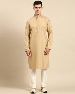 men long kurta with embroidery