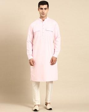 men long kurta with flap pockets