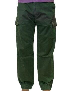 men loose fit cargo pants with elasticated drawstring waist