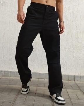 men loose fit cargo pants with insert pockets