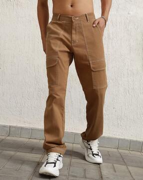 men loose fit cargo pants with insert pockets