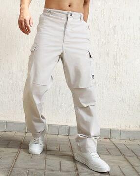 men loose fit cargo pants with insert pockets