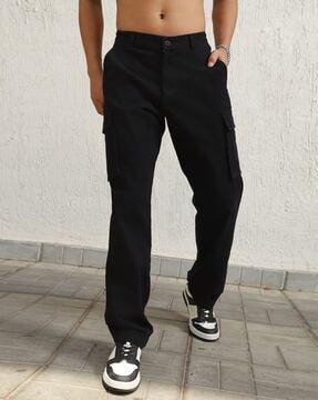 men loose fit cargo pants with insert pockets