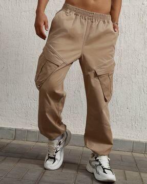 men loose fit cargo pants with insert pockets