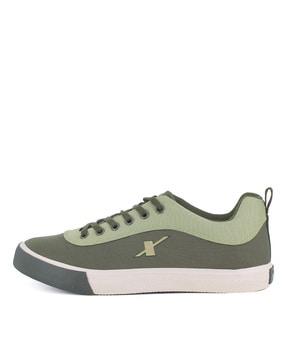 men low-top lace-up casual shoes