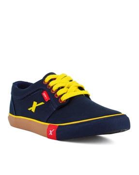 men low-top lace-up casual shoes