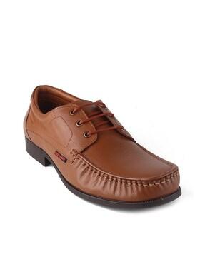 men low-top lace-up derbys