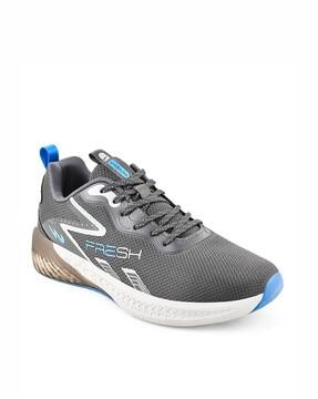 men low-top lace-up running shoes