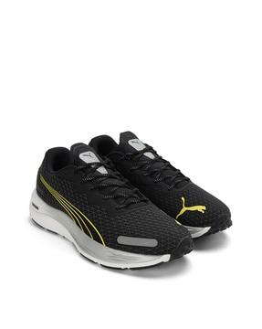 men low-top lace-up running shoes