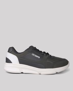 men low-top lace-up shoes