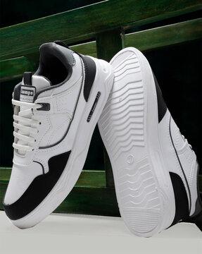 men low-top lace-up shoes