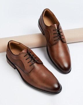 men low-top lace-up shoes