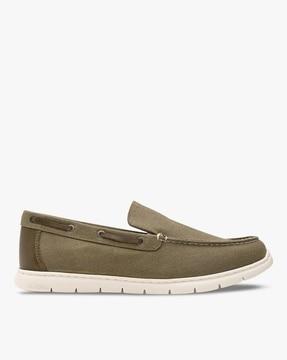 men low-top slip-on shoes