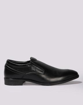 men low-top slip-on shoes