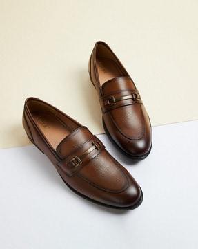 men low-top slip-on shoes