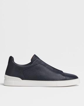 men low-top slip-on sneakers