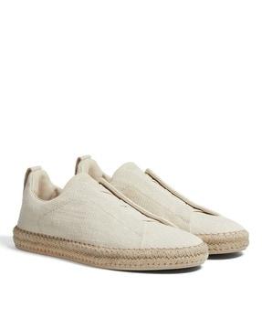 men low-top slip-on sneakers