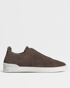 men low-top slip-on sneakers