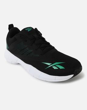 men low-top sports shoes with lace fastening