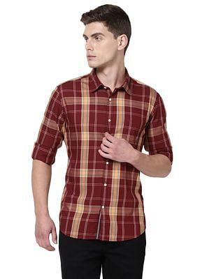 men maroon and yellow spread collar check casual shirt