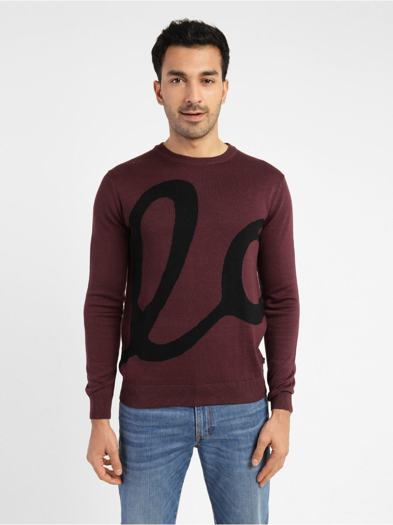 men maroon crew neck sweatshirt