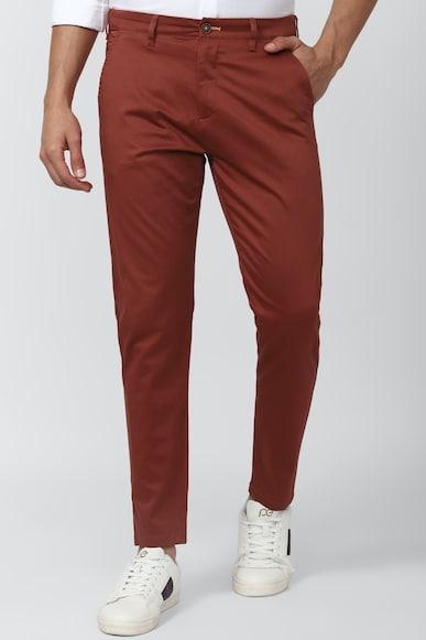 men maroon solid carrot fit casual trousers