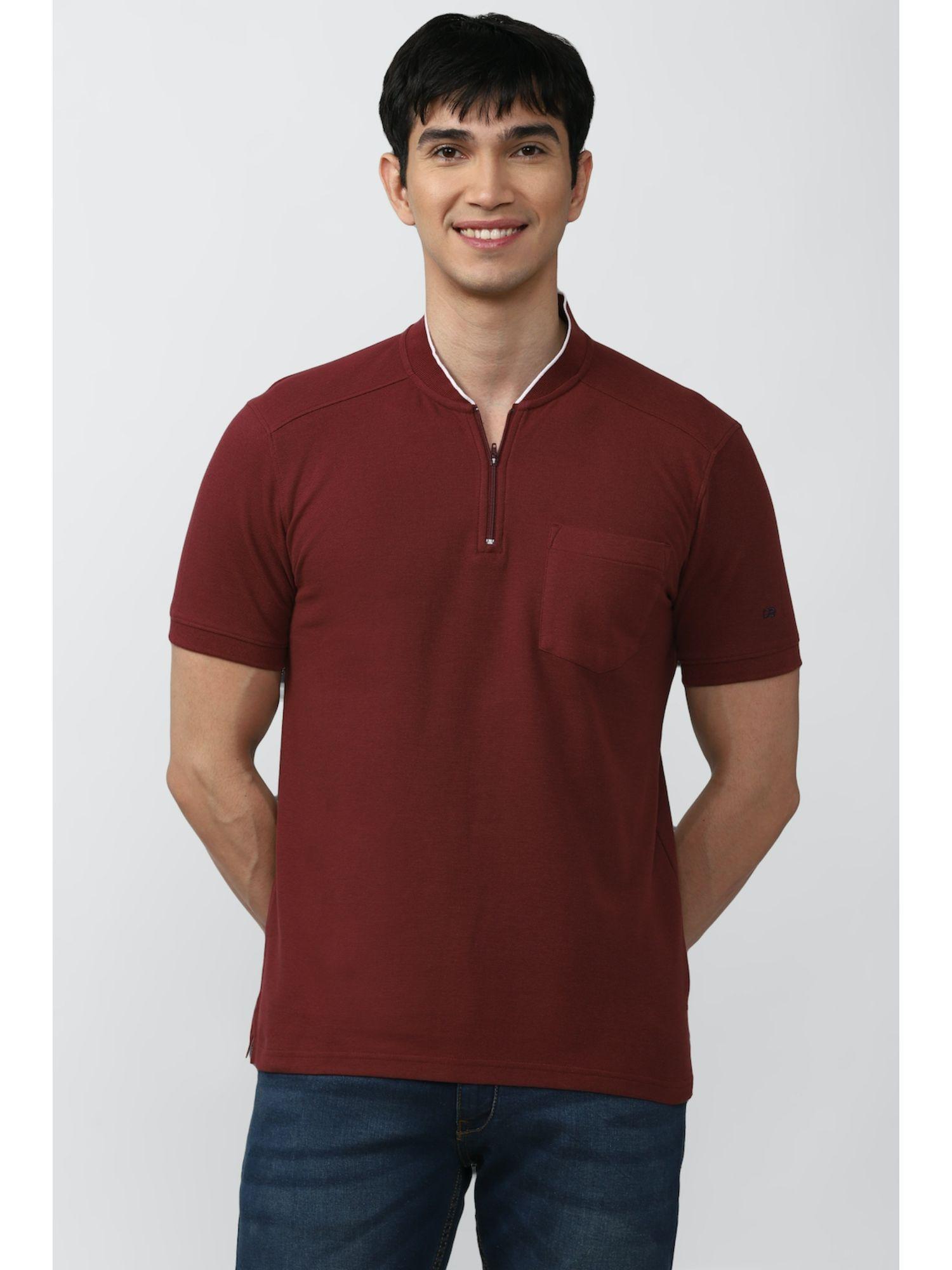 men maroon solid stylized neck t-shirt