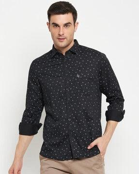 men micro print regular fit shirt with patch pocket