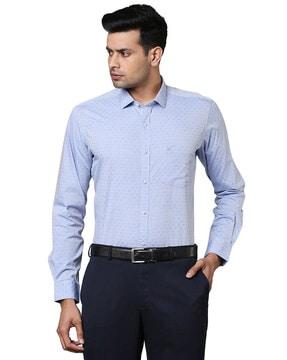 men micro-print regular fit shirt with patch pocket