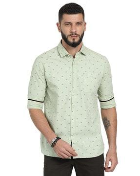 men micro print regular fit shirt with patch pocket